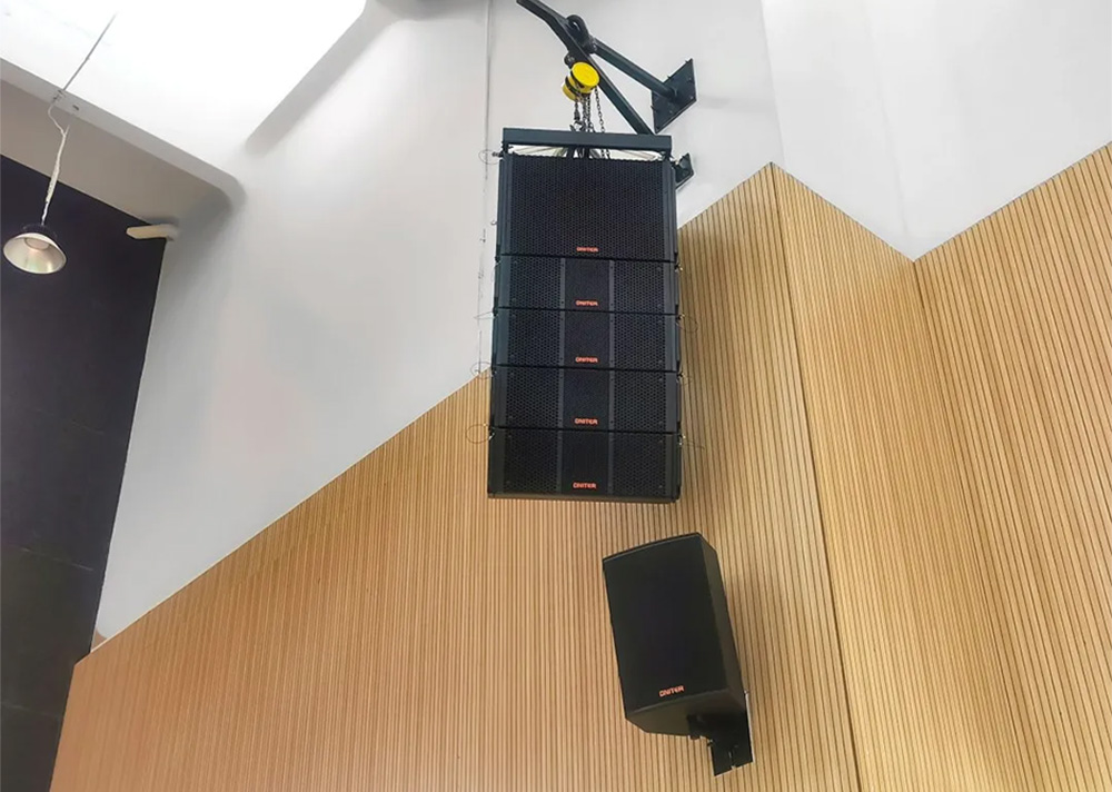 ONITER线阵列专业音箱.jpg ONITER线阵列专业音箱.jpg